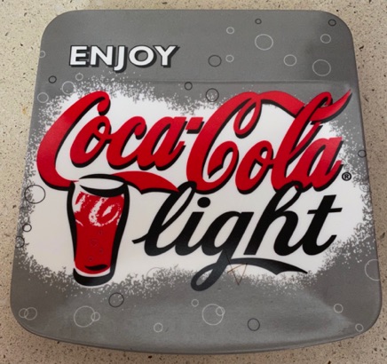 7352-1 € 4,00 coca cola klein geld - centenbakje enjoy light.jpeg